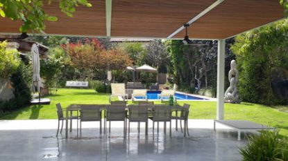 תריס להצללה, מערכת שמע ואיוורר בפרגולה