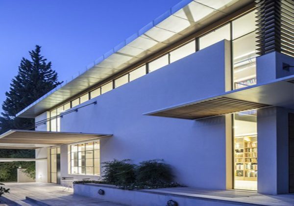 פרגולות מעץ וברזל